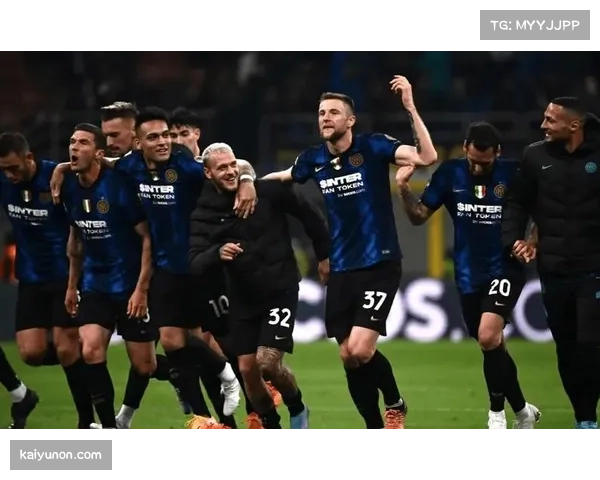 AC米兰2-0力克国际米兰，意甲争冠悬念延续至最后一轮